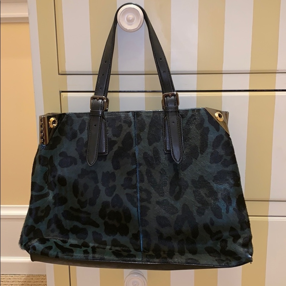 🎉🎉HENRI BENDEL 🎉🎉RARE! MOHAIR HANDBAG!